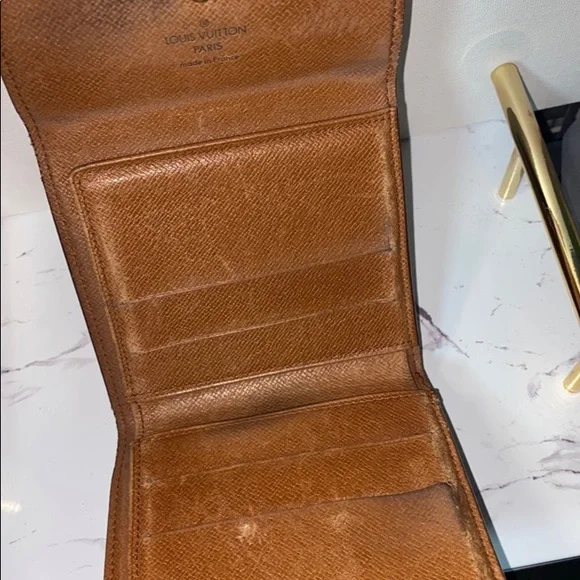 Authentic Louis Vuitton Monogram Wallet - Picture 6 of 14
